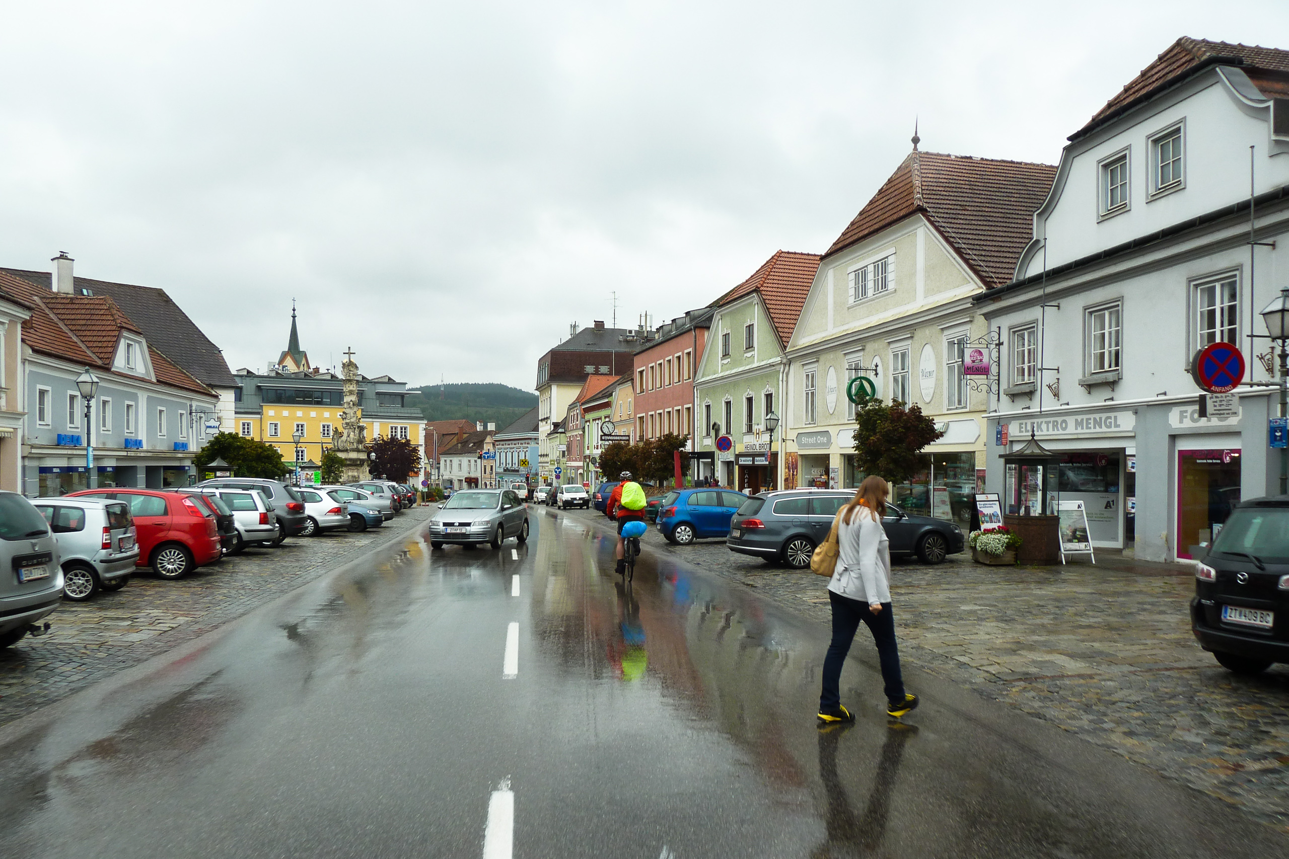 Regennasser Hauptplatz von Zwettl